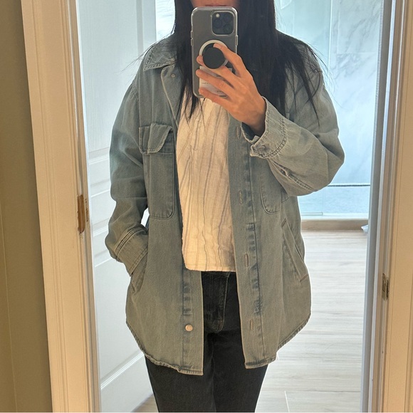 Everlane Light Blue Jean Jacket - Picture 3 of 6